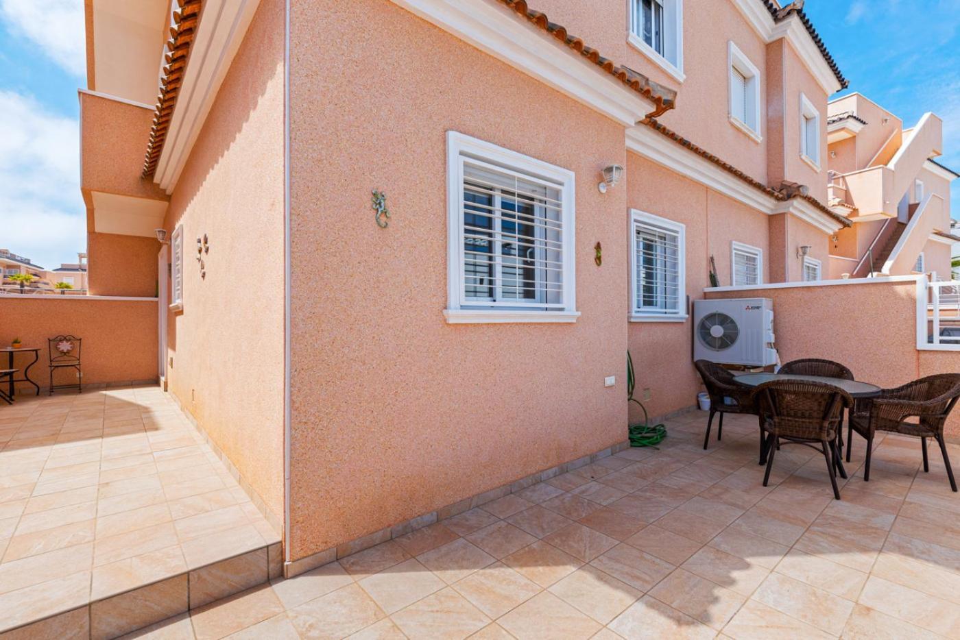 Apartments Punta Prima Indoor & Outdoor Pool Torrevieja Exterior foto